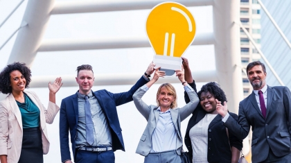Motivate-Employee-Jvesign-Grow-business-graphi-Design