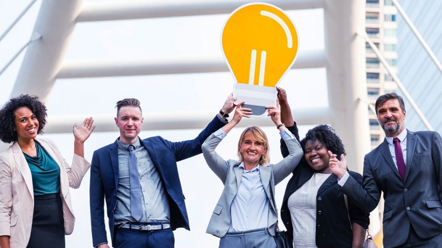 Motivate-Employee-Jvesign-Grow-business-graphi-Design